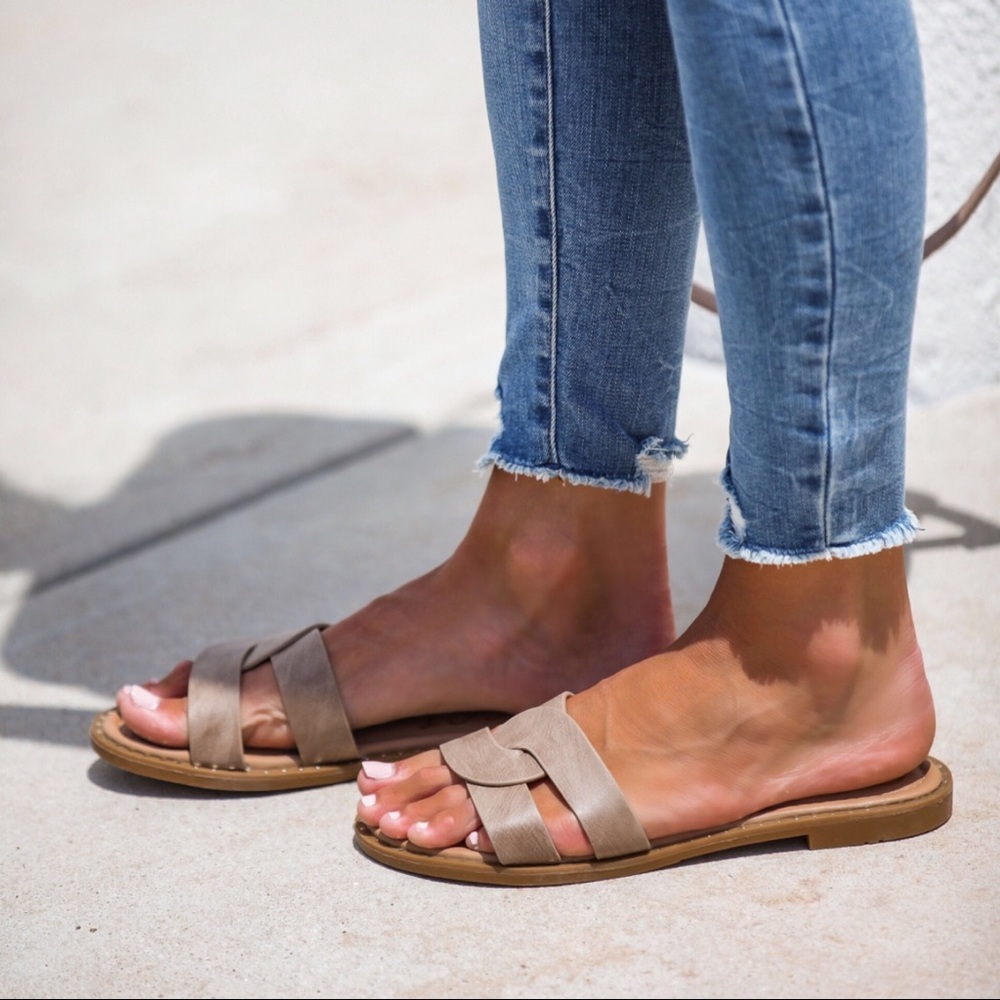 CLEARANCE-FIRM‼️5🌟Sugar Taupe Slip On’s - Picture 6 of 8
